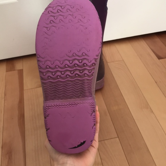 Kids purple Bogs winter boots - Picture 4 of 5